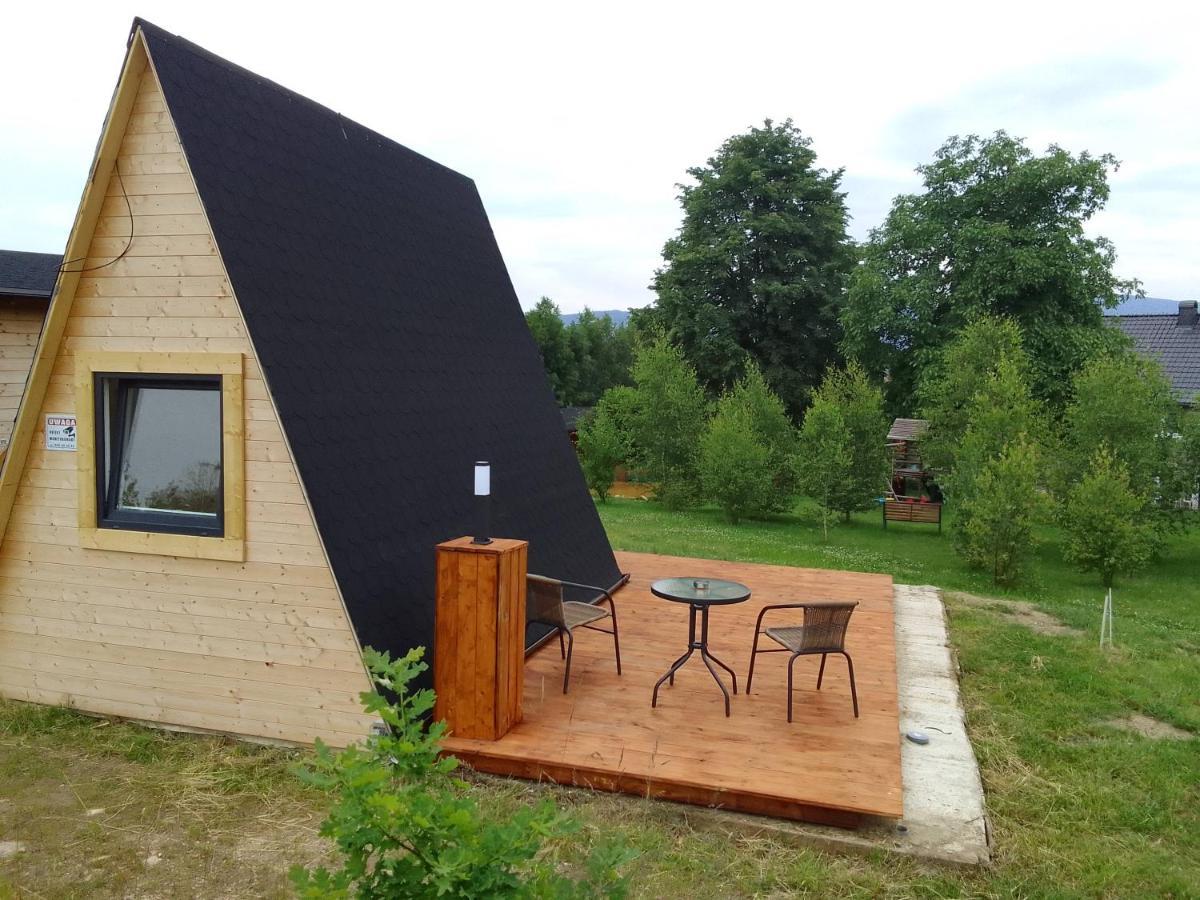 Szalas Izerskie: Górska Agroturystyka z Basenem i Placem Zabaw Mirsk Exterior photo